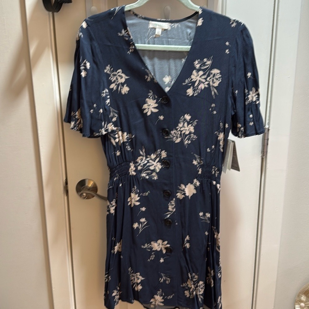 ABOUND Navy Floral Button Front Smocked Waist Flutter Sleeve Dress Size S - Picture 2 of 6